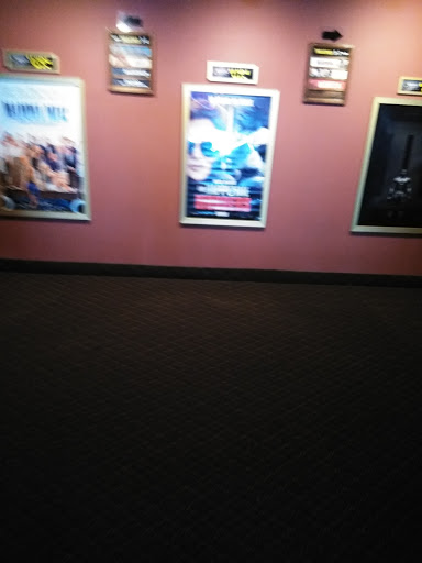 Movie Theater «Regal Cinemas Columbia Cinema 7», reviews and photos, 3400 Forest Dr #3000, Columbia, SC 29204, USA