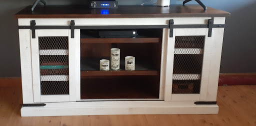 Furniture Store «Regal House Furniture Clearance Center», reviews and photos, 661 Belleville Ave, New Bedford, MA 02745, USA