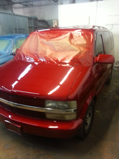 Auto Body Shop «Auto Painting USA Collision», reviews and photos, 2404 NW 72nd Ave, Miami, FL 33122, USA