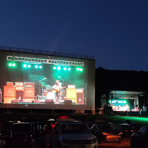 Drive-in Movie Theater «Circle Drive-In Theatre​», reviews and photos, 1911 Scranton Carbondale Hwy, Scranton, PA 18508, USA