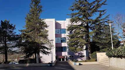 Sakarya Üniversitesi Mühendislik Fakültesi M1 Jeofizik-Kimya Mühendisliği Binası