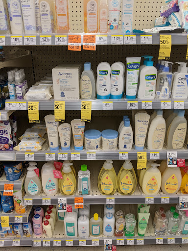 Drug Store «Walgreens», reviews and photos, 42025 Village Center Plaza, Aldie, VA 20105, USA