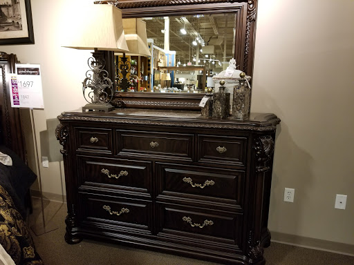 Furniture Store «Ashley HomeStore», reviews and photos, 3880 Union Deposit Rd, Harrisburg, PA 17109, USA