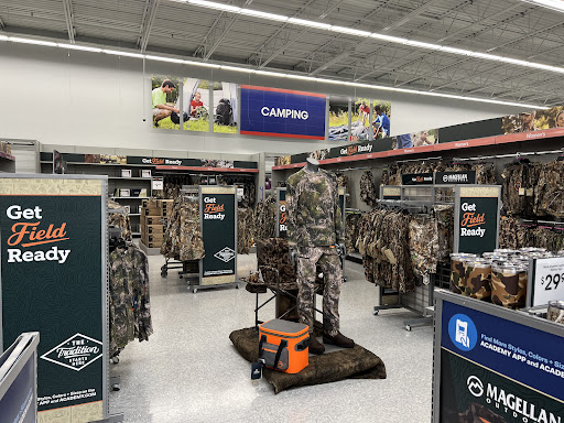 Sporting Goods Store «Academy Sports + Outdoors», reviews and photos, 14260 Manchester Rd, Manchester, MO 63011, USA