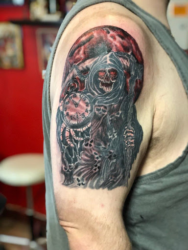 Tattoo Shop «SouthSide Tattoo Elyria», reviews and photos, 401 Broad St, Elyria, OH 44035, USA