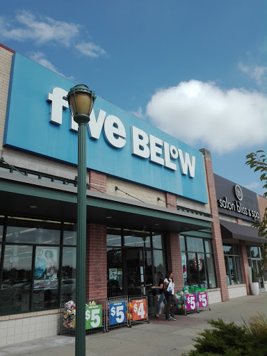 Variety Store «Five Below», reviews and photos, 14215 Hall Rd, Shelby Charter Township, MI 48315, USA