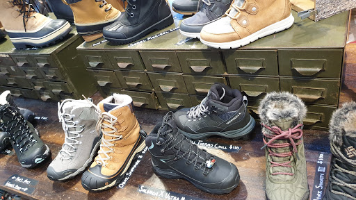 Camping Store «REI», reviews and photos, 71 Raymond Rd, West Hartford, CT 06107, USA