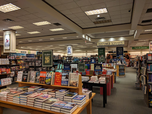 Book Store «Barnes & Noble», reviews and photos, 801 W 15th St E, Plano, TX 75075, USA