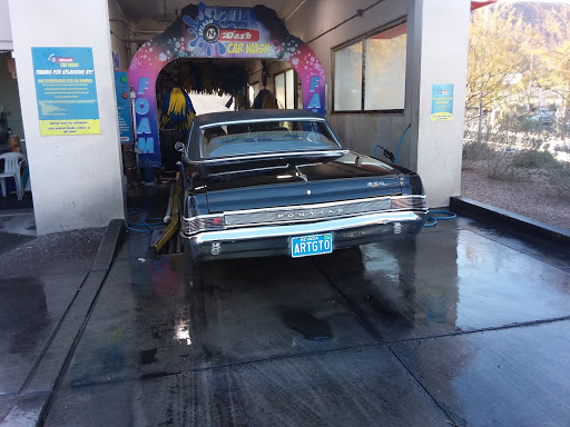 Splash n' Dash Car Wash en Henderson