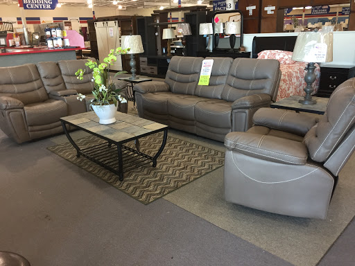 Furniture Store «American Furniture Warehouse», reviews and photos, 3900 W Gate City Blvd, Greensboro, NC 27407, USA