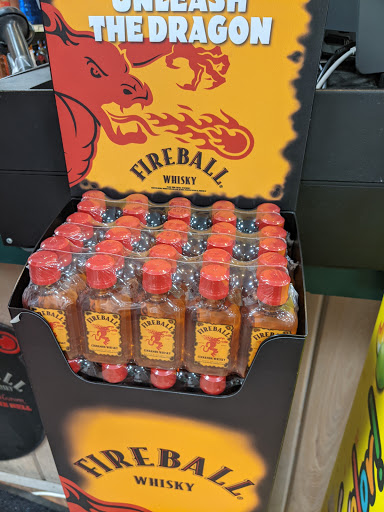 Liquor Store «Pawleys Wine & Spirits», reviews and photos, 10135 Ocean Hwy, Pawleys Island, SC 29585, USA