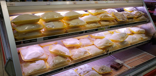 Shopping Mall «Vallejo Plaza Shopping Center», reviews and photos, 3325 Sonoma Blvd, Vallejo, CA 94590, USA