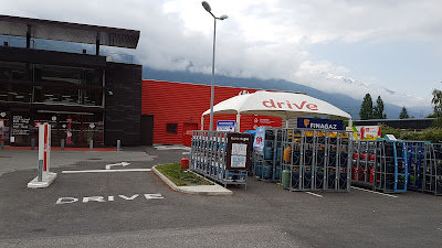 Station Service Carrefour - Albertville De Gaulle à Albertville