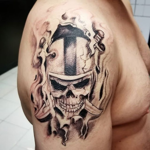 Tattoo Shop «Wildlife Tattoo», reviews and photos, 7149 Winnetka Ave, Winnetka, CA 91306, USA