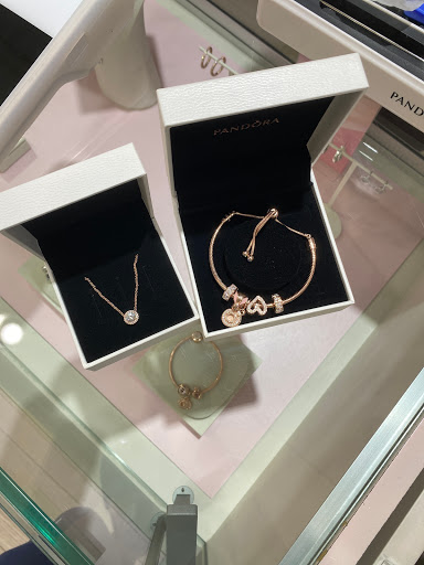 Jewelry Store «Diamonds & Co», reviews and photos, 141 Towne Center Cir, Sanford, FL 32771, USA