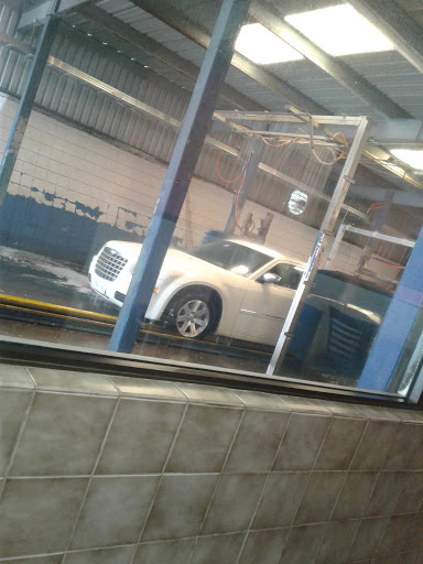 Car Wash «Diamond Car Wash», reviews and photos, 11722 Veterans Memorial Dr, Houston, TX 77067, USA