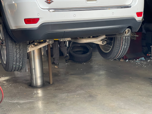 Tire Shop «Firestone Complete Auto Care», reviews and photos, 1595 W 49th St, Hialeah, FL 33012, USA