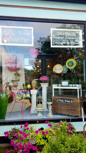 Consignment Shop «Old Bank Flowers Art and Marketplace», reviews and photos, 66 Main St, East Hampton, CT 06424, USA