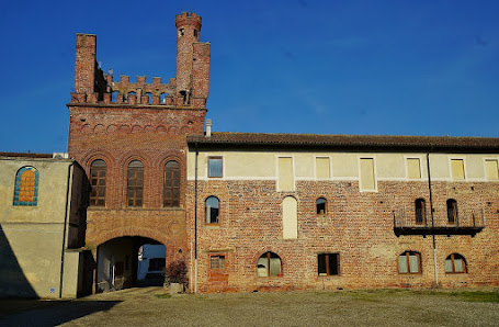 Castello di Villata Corso Vittorio Veneto, 2, 13010 Villata VC, Italia