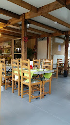 Photo n°4 de Bar restaurant Les Deux Tonnelles à Chablis ()
