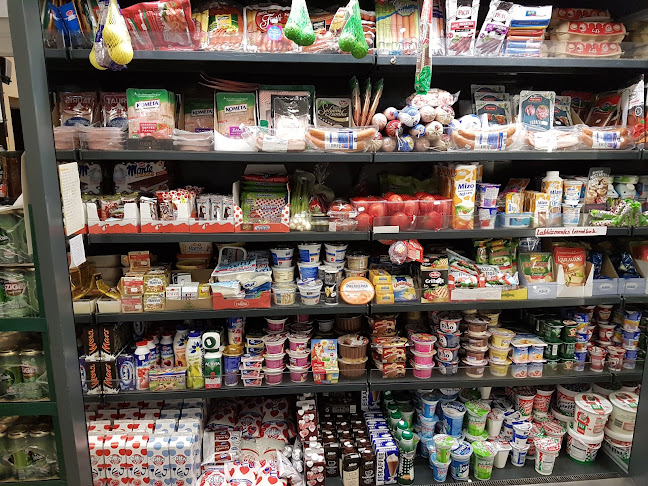 Hozzászólások és értékelések az Pontjó élelmiszer bolt-ról