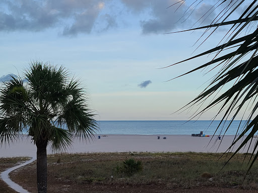 Beach Resort «Bilmar Beach Resort», reviews and photos, 10650 Gulf Blvd, Treasure Island, FL 33706, USA