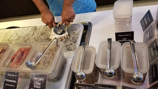 Ice Cream Shop «Marble Slab Creamery», reviews and photos, 3930 Glade Rd #119, Colleyville, TX 76034, USA