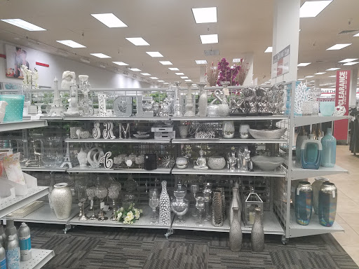 Clothing Store «Burlington Coat Factory», reviews and photos, 833 Lancaster Dr NE, Salem, OR 97301, USA