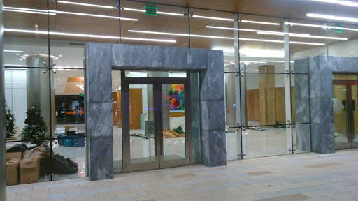 Liquor Store «Liquor Downtown», reviews and photos, 207 E Flagler St, Miami, FL 33131, USA