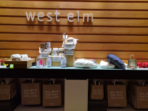 Furniture Store «west elm», reviews and photos, 160 Brookline Ave, Boston, MA 02215, USA