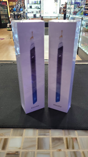 Vaporizer Store «Zee Vapor and Tobacco», reviews and photos, 6325 Dempster St, Morton Grove, IL 60053, USA