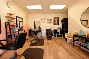 Salon Aura / Hair Color Studio / Ashley Spurlock image
