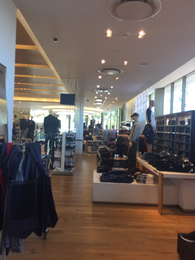Clothing Store «Gap», reviews and photos, 1931 Wilshire Blvd, Santa Monica, CA 90403, USA