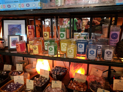 Book Store «Thunderbolt Spiritual Books», reviews and photos, 512 Santa Monica Blvd, Santa Monica, CA 90401, USA