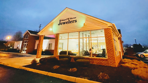 Jewelry Store «Edward Warren Jewelers», reviews and photos, 1610 Cross Creeks Blvd, Pickerington, OH 43147, USA