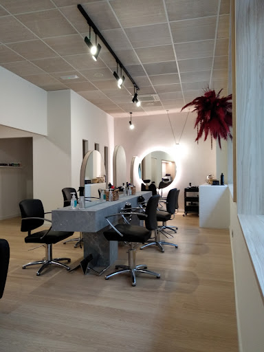 Peluquería Unisex Branco E Negro en Arteixo, A Coruña