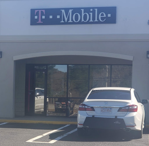 Cell Phone Store «T-Mobile», reviews and photos, 1271 Washington St, Hanover, MA 02339, USA