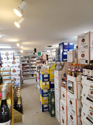 Wine Store «Oak Creek Wine & Spirits», reviews and photos, 28266 Lewes Georgetown Hwy, Milton, DE 19968, USA