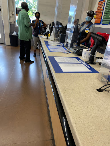 Tire Shop «Walmart Tires & Auto Parts», reviews and photos, 3001 N State Rd 7, Lauderdale Lakes, FL 33313, USA