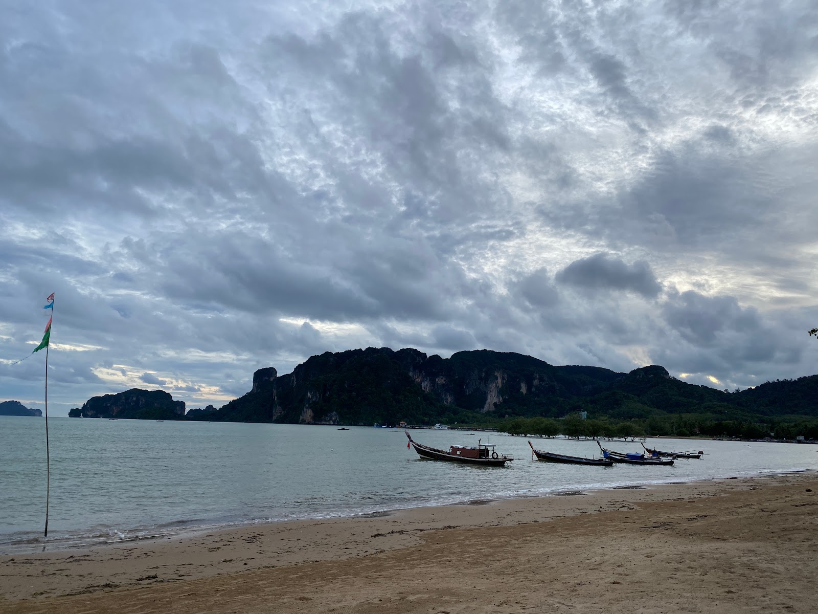 Foto von Joy Beach und die siedlung