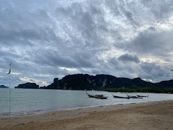Foto von Joy Beach und die siedlung