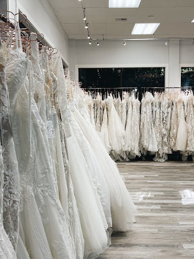 Bridal Shop «Bellevue Bridal Boutique», reviews and photos, 823 Bellevue Way NE #203, Bellevue, WA 98004, USA