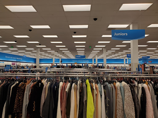 Clothing Store «Ross Dress for Less», reviews and photos, 3100 Donnell Dr, District Heights, MD 20747, USA