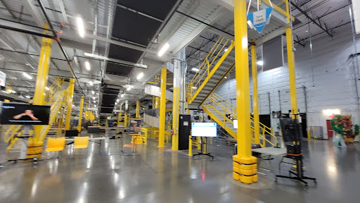 AZA5 Amazon Fulfillment Center