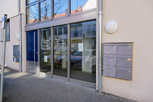 Zahnarztpraxis Dilara van der Velden in Kaiserslautern