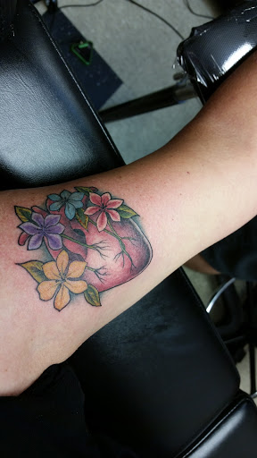 Tattoo Shop «Stone the Crow Tattoo», reviews and photos, 1332 E Gude Dr, Rockville, MD 20850, USA