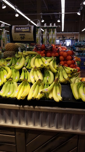 Grocery Store «Fresh Thyme Farmers Market- 82nd», reviews and photos, 4225 E 82nd St, Indianapolis, IN 46250, USA