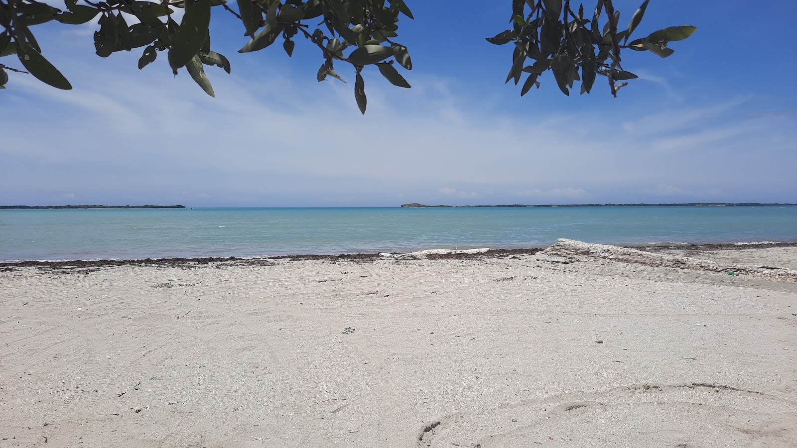 Foto van Los Negros beach - populaire plek onder ontspanningskenners