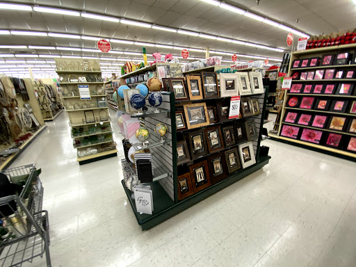 Craft Store «Hobby Lobby», reviews and photos, 401 Englewood Pkwy, Englewood, CO 80110, USA