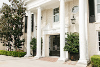 Interior Design Firm: A Psychotherapy Practice - Photo 4 - Car repair in Burbank, CA, Los Angeles